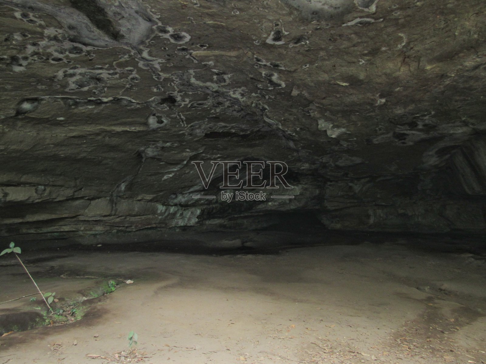 吉马良斯查帕达多斯的一个砂岩洞壁照片摄影图片