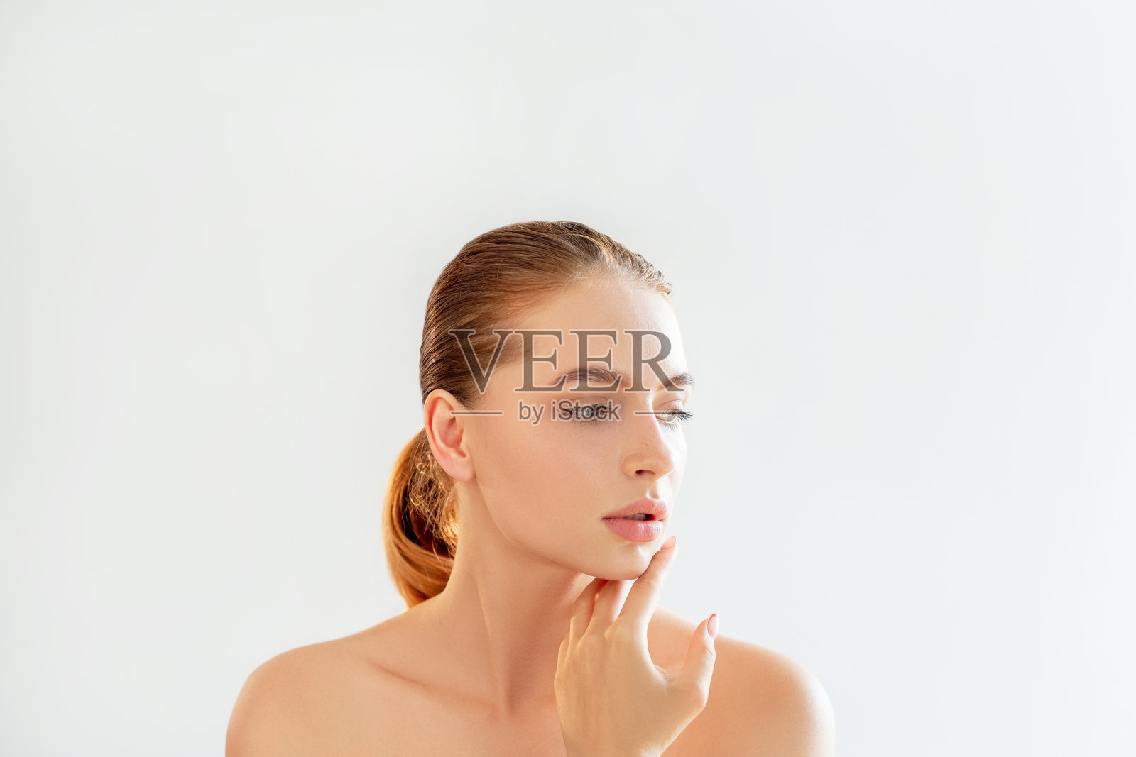 美容程序面部清洁女人完美肌肤照片摄影图片