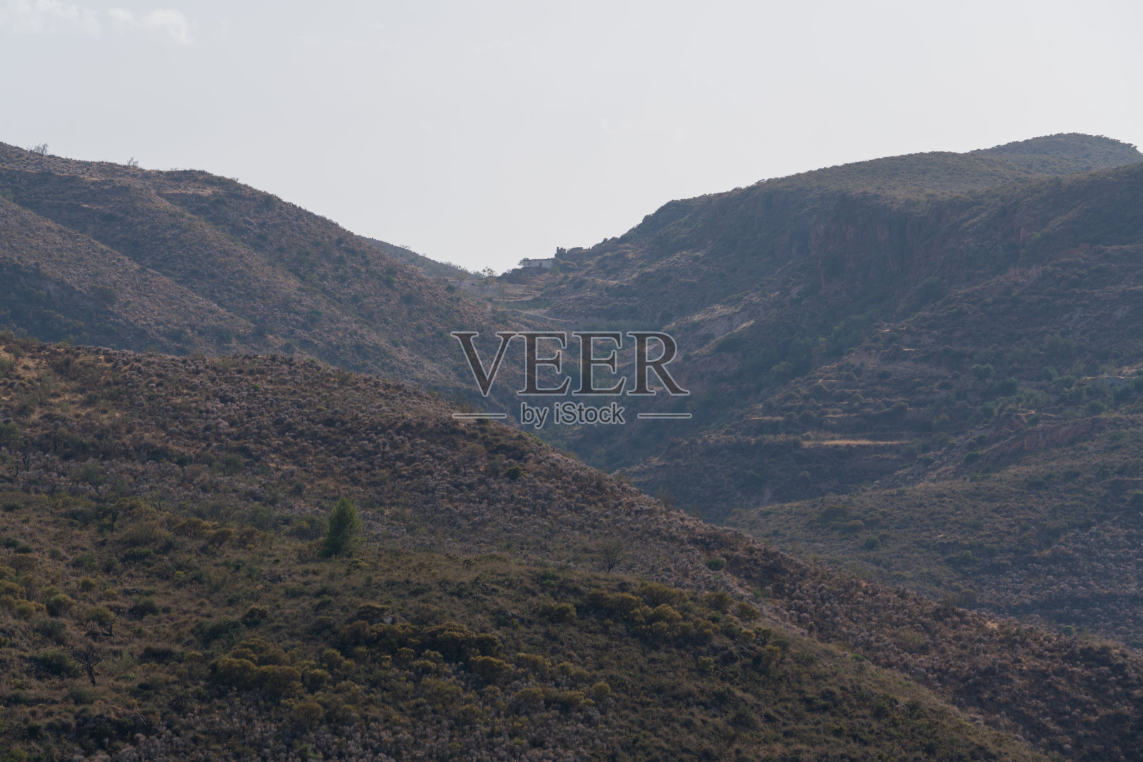 西班牙南部La Alpujarra的多山景观照片摄影图片