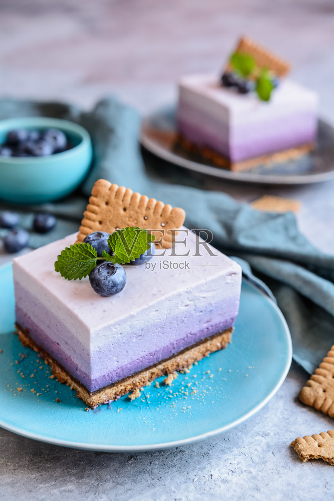 没有烤蓝莓芝士蛋糕上面的新鲜浆果照片摄影图片