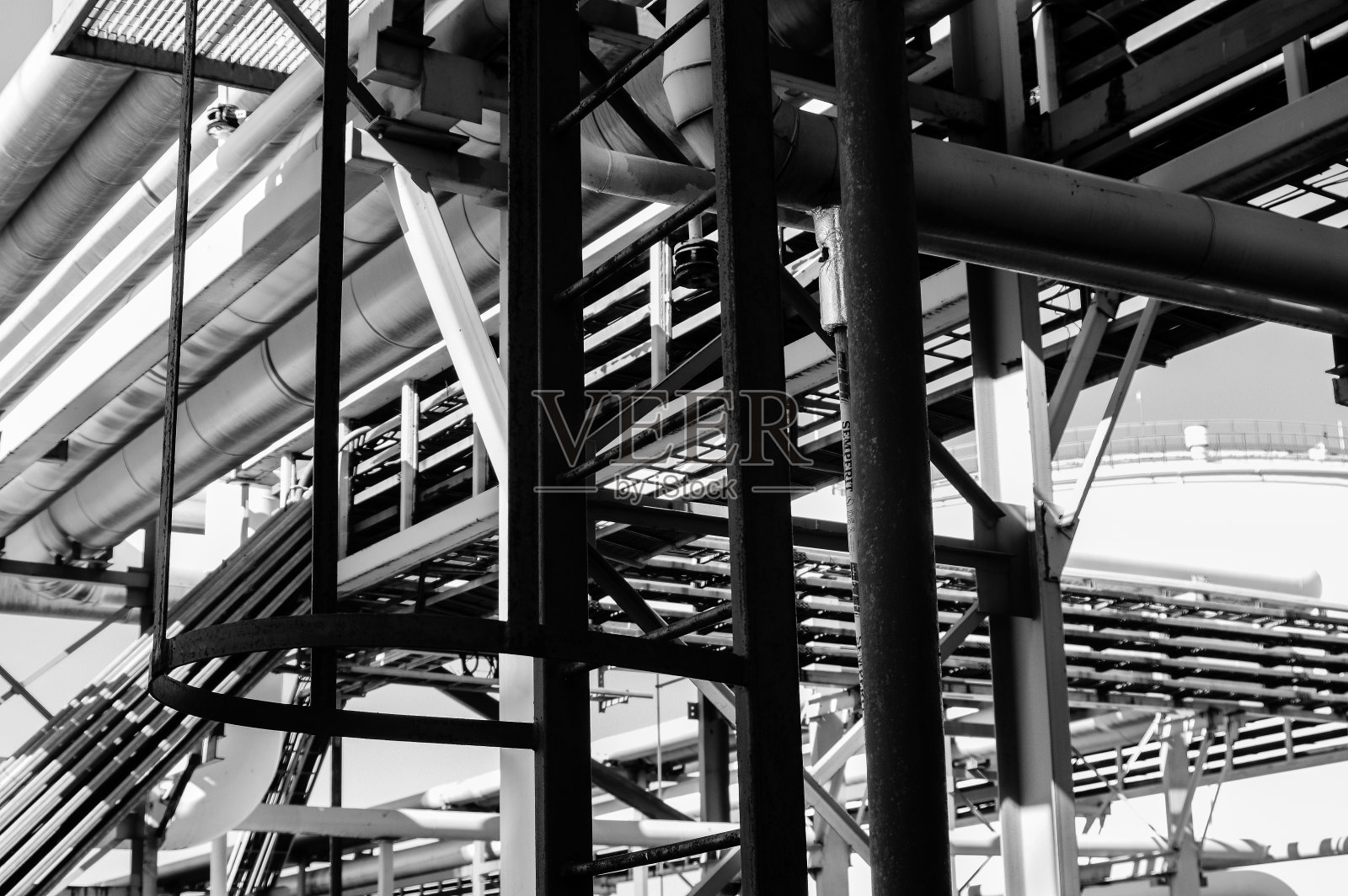 石油天然气工业、炼油厂、石化厂区。工业背景。照片摄影图片