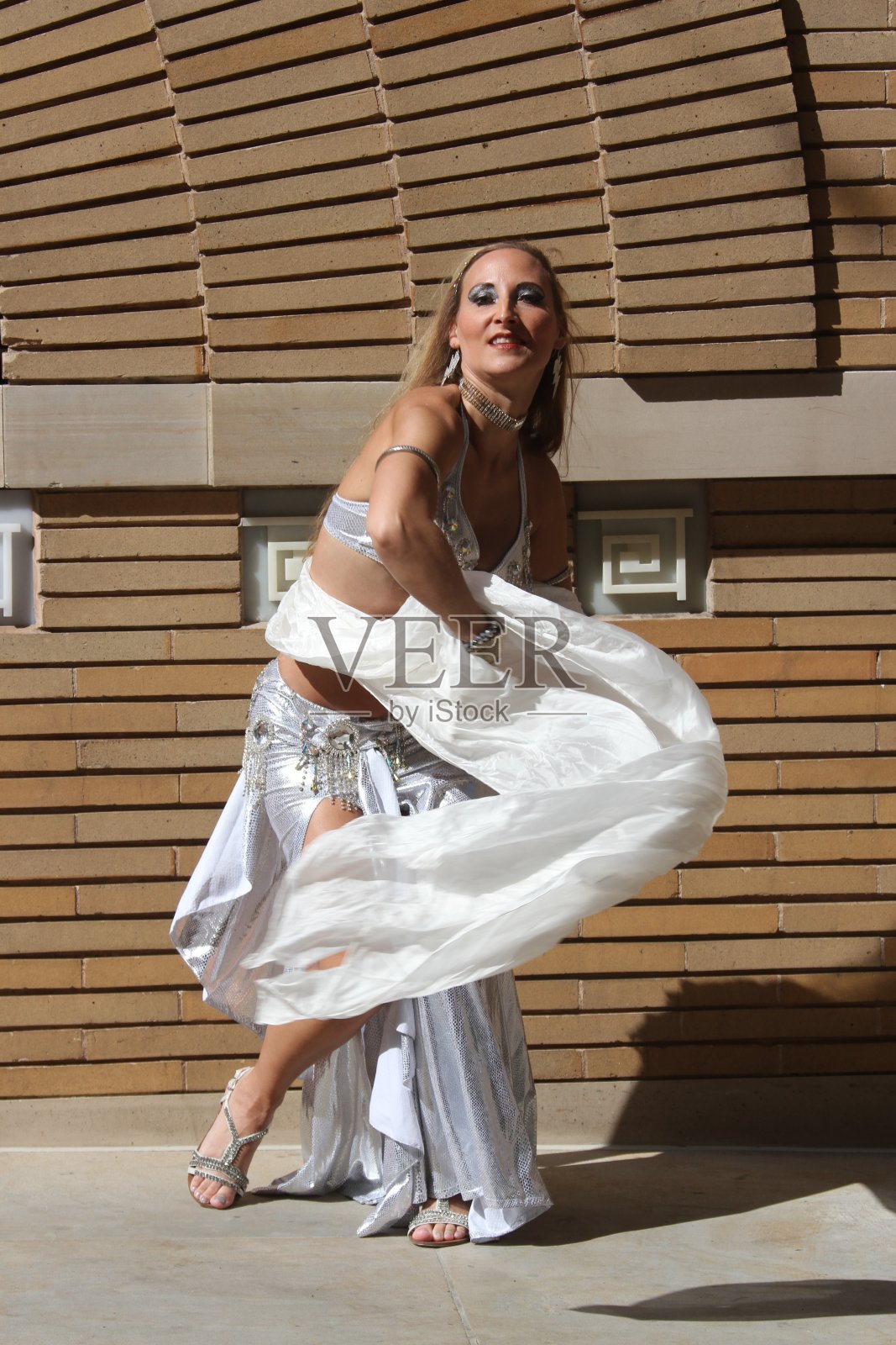 舞者在户外照片摄影图片