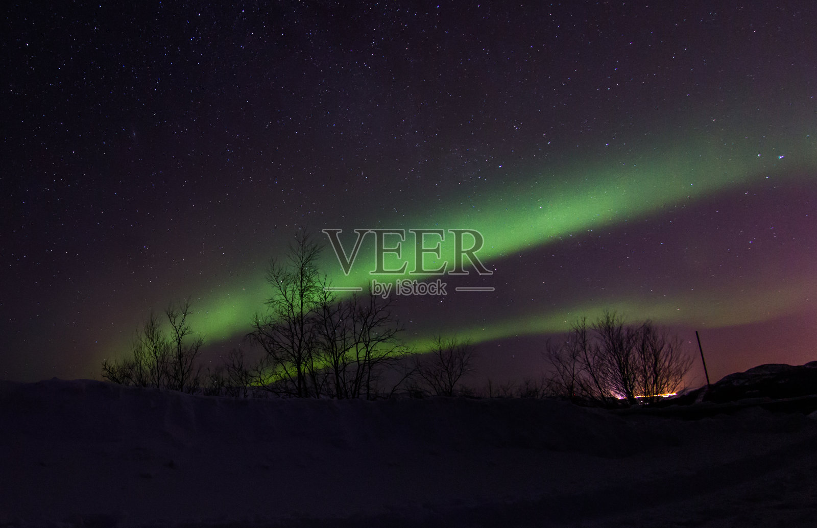 挪威-北极光-雪酒店柯克内斯照片摄影图片