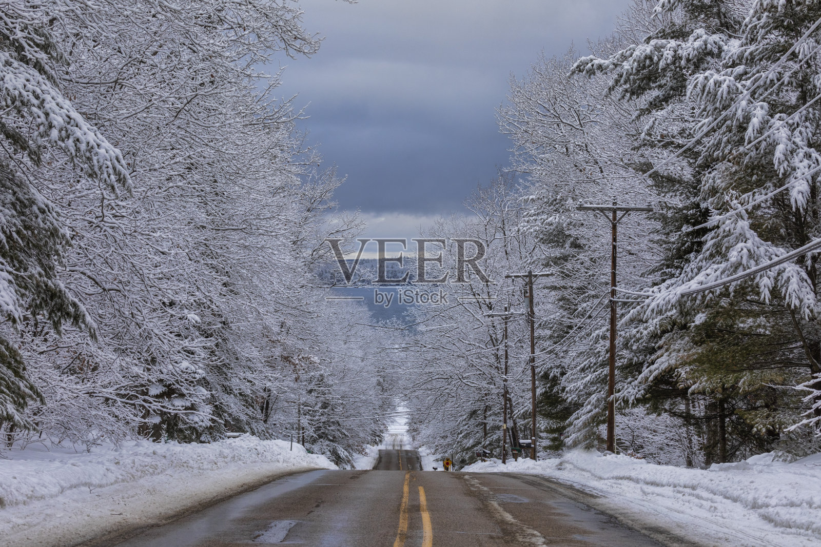 希尔克雷斯特路冬季景观照片摄影图片