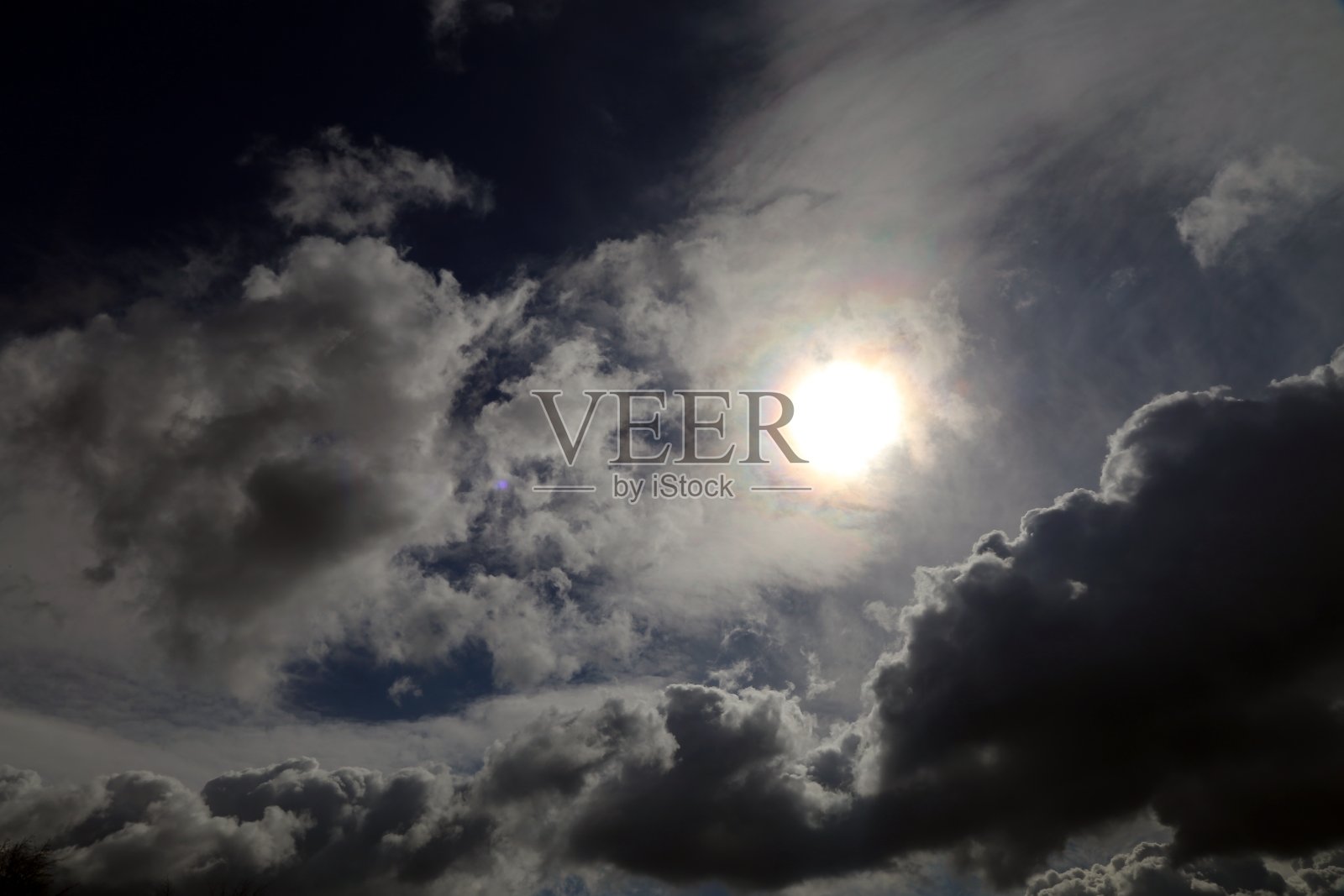 阳光和云,暴风雨的云,蓝天和云照片摄影图片