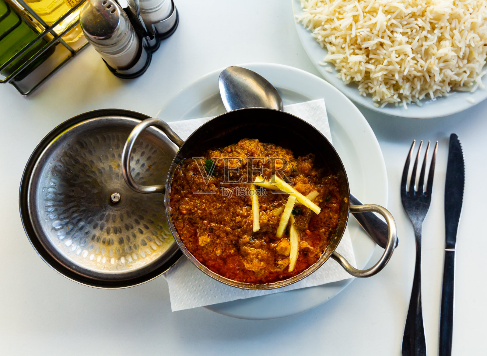 孟加拉咖喱羊肉,科沙芒果来自山羊肉照片摄影图片