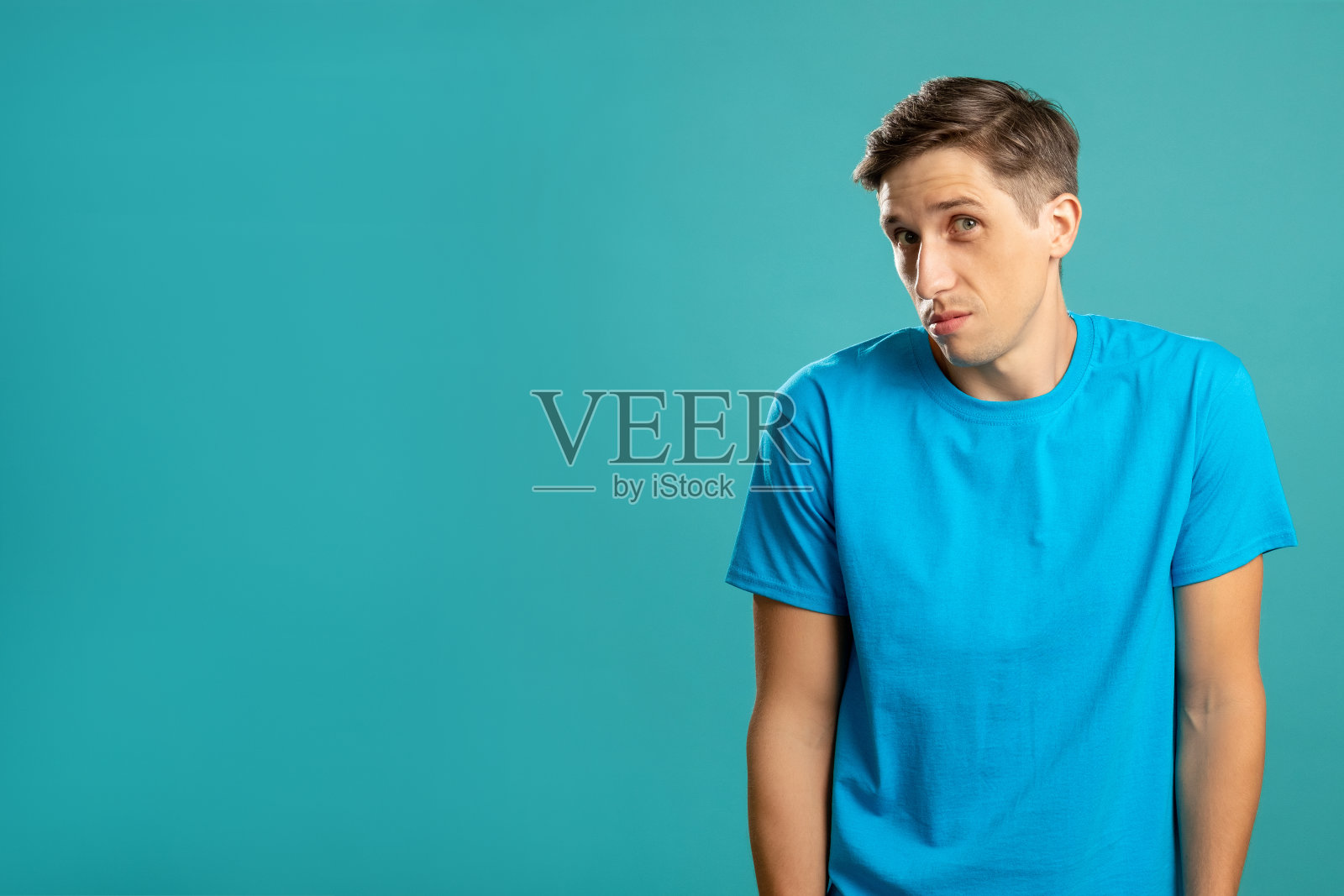 疑男人像后悔错误解脱照片摄影图片