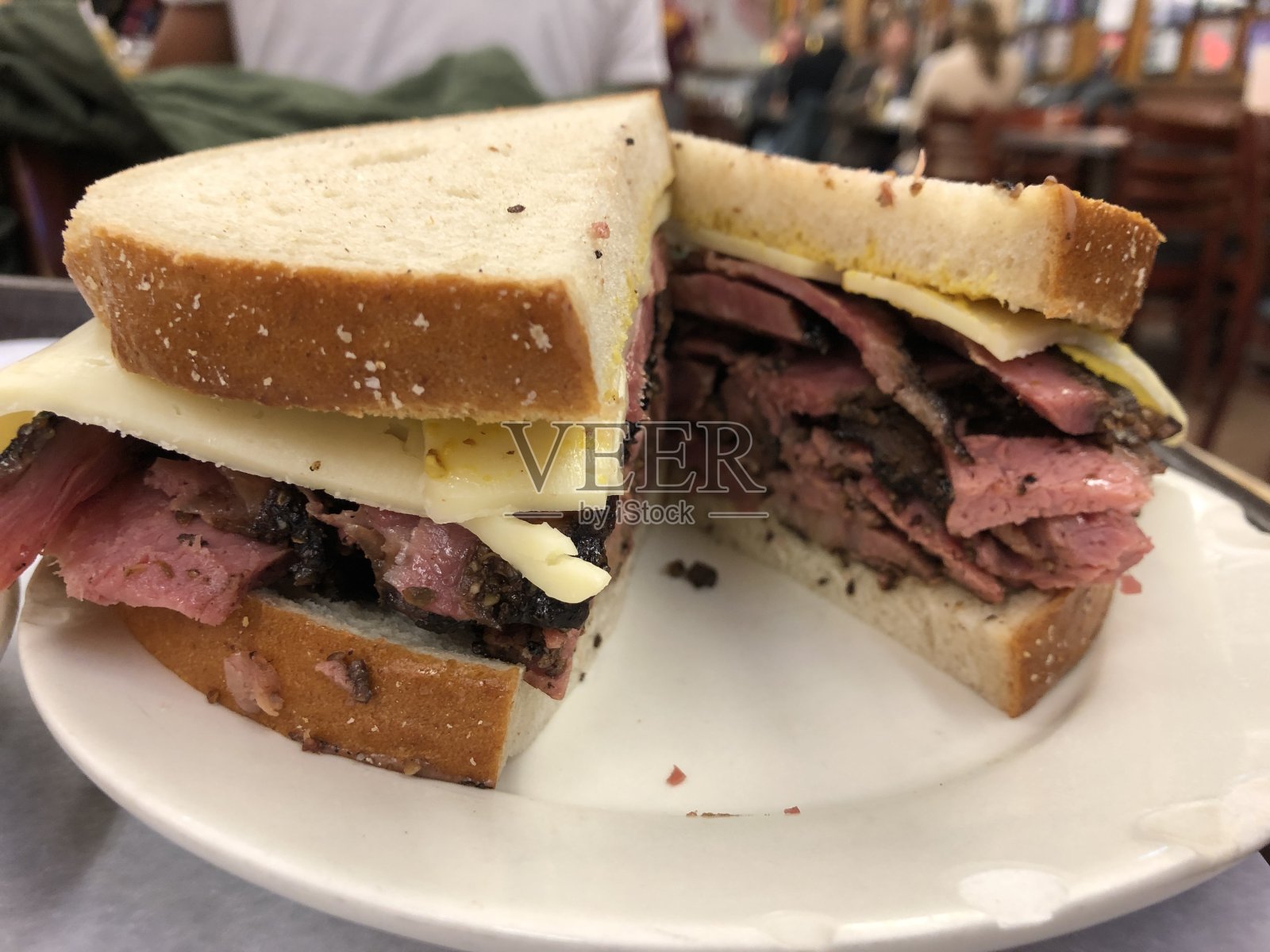 熏牛肉三明治照片摄影图片