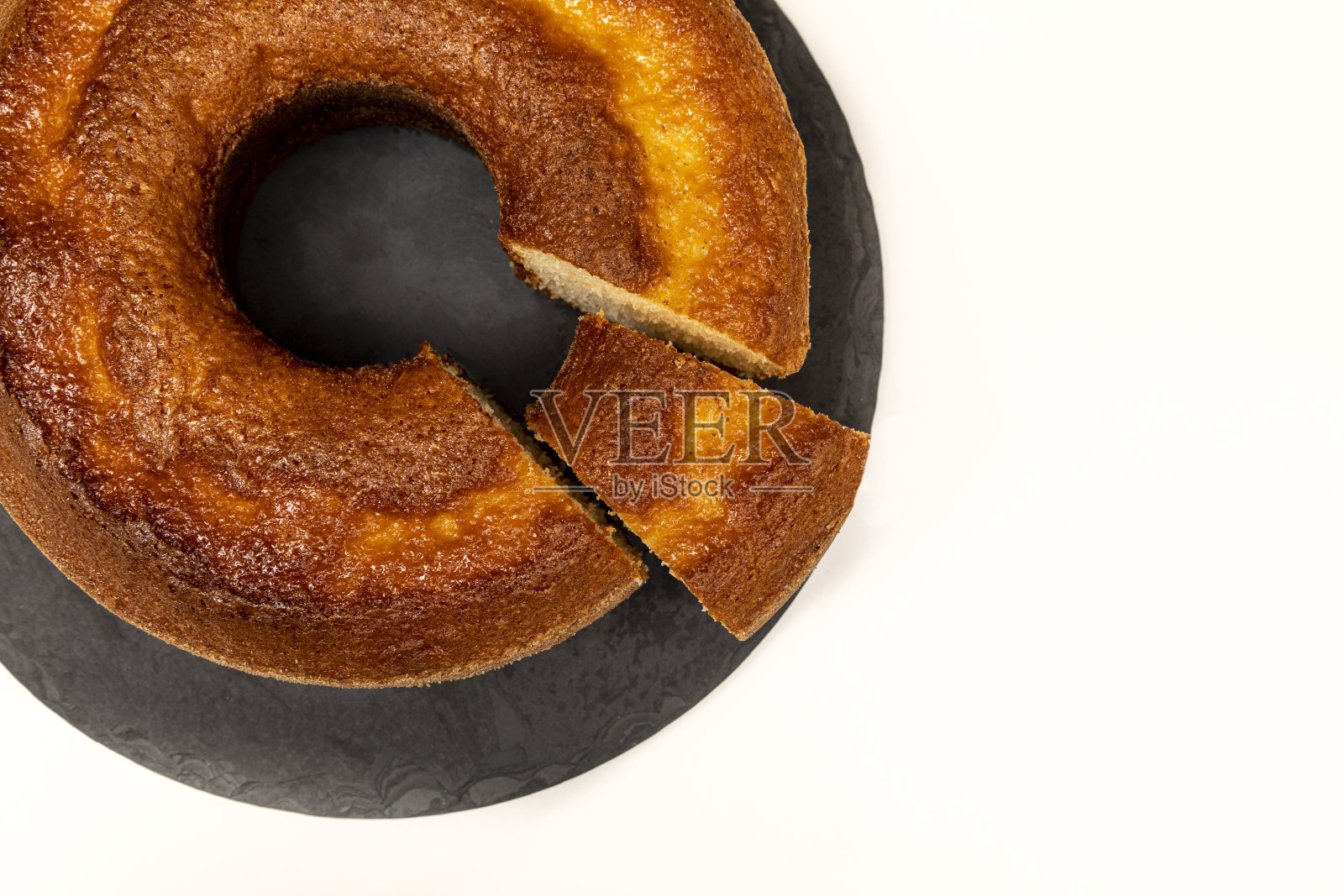 天然酸奶蛋糕与肉桂照片摄影图片