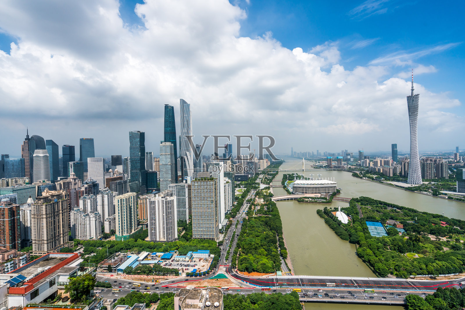 广州现代城市的天际线照片摄影图片