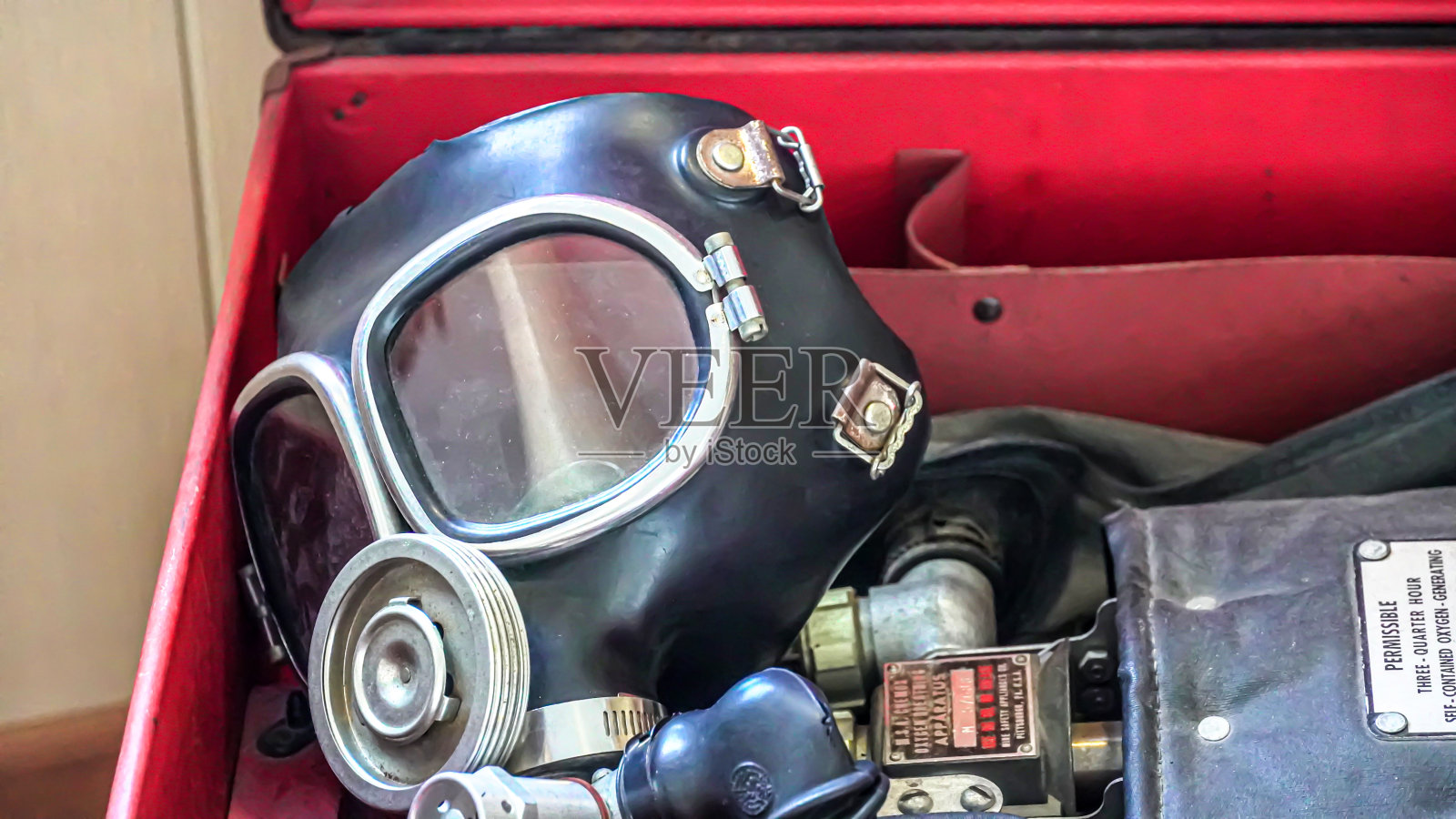 老式氧气面罩照片摄影图片