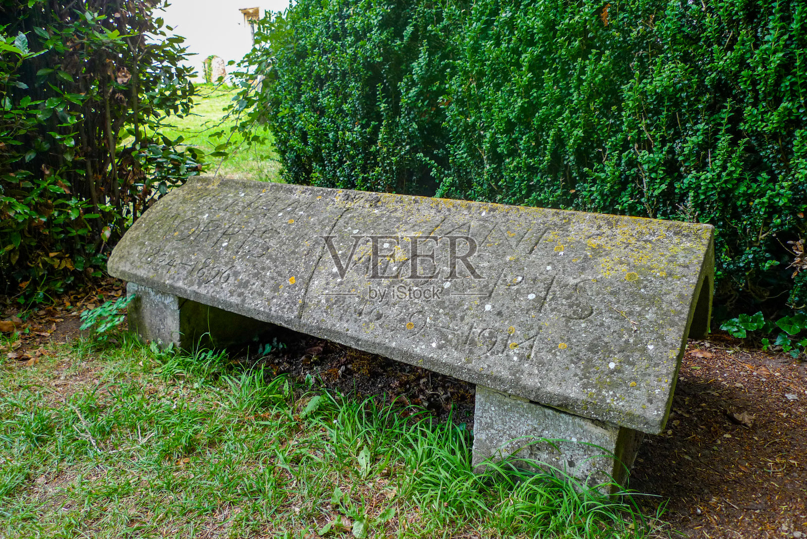 威廉·莫里斯的坟墓,凯姆斯考特照片摄影图片