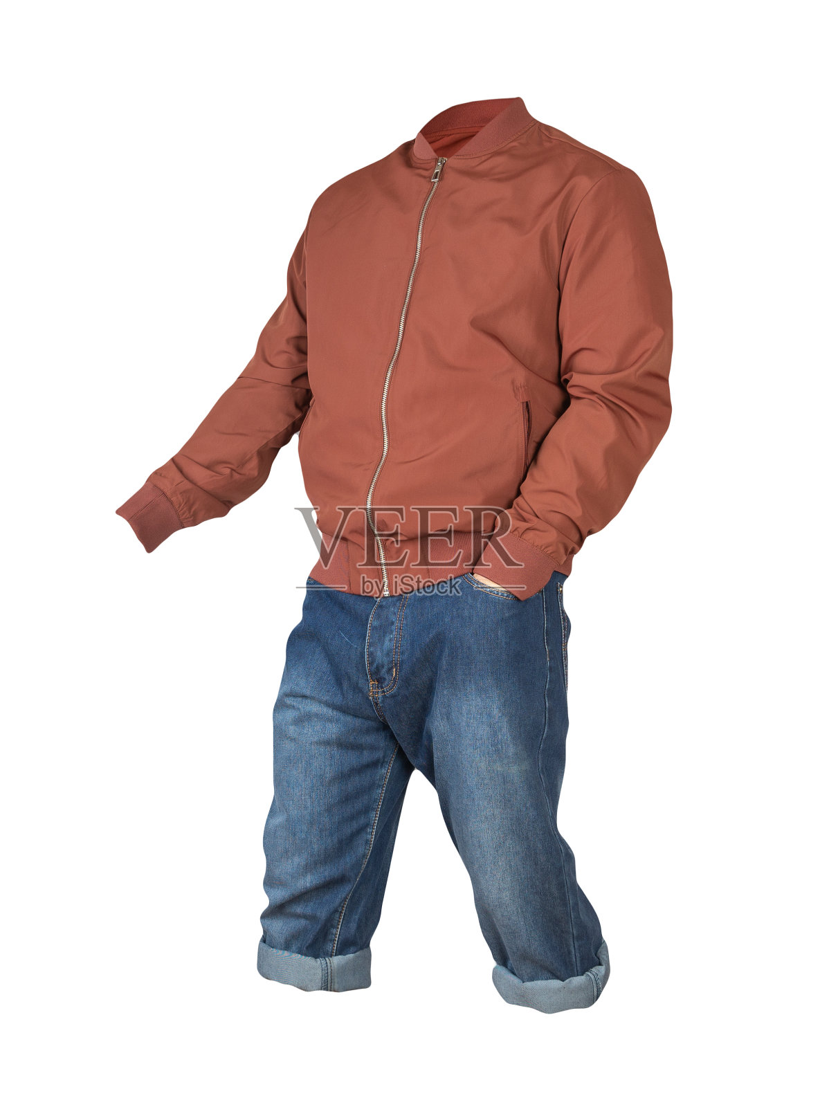 牛仔短裤和夹克与拉链孤立的白色背景。男人的牛仔裤照片摄影图片