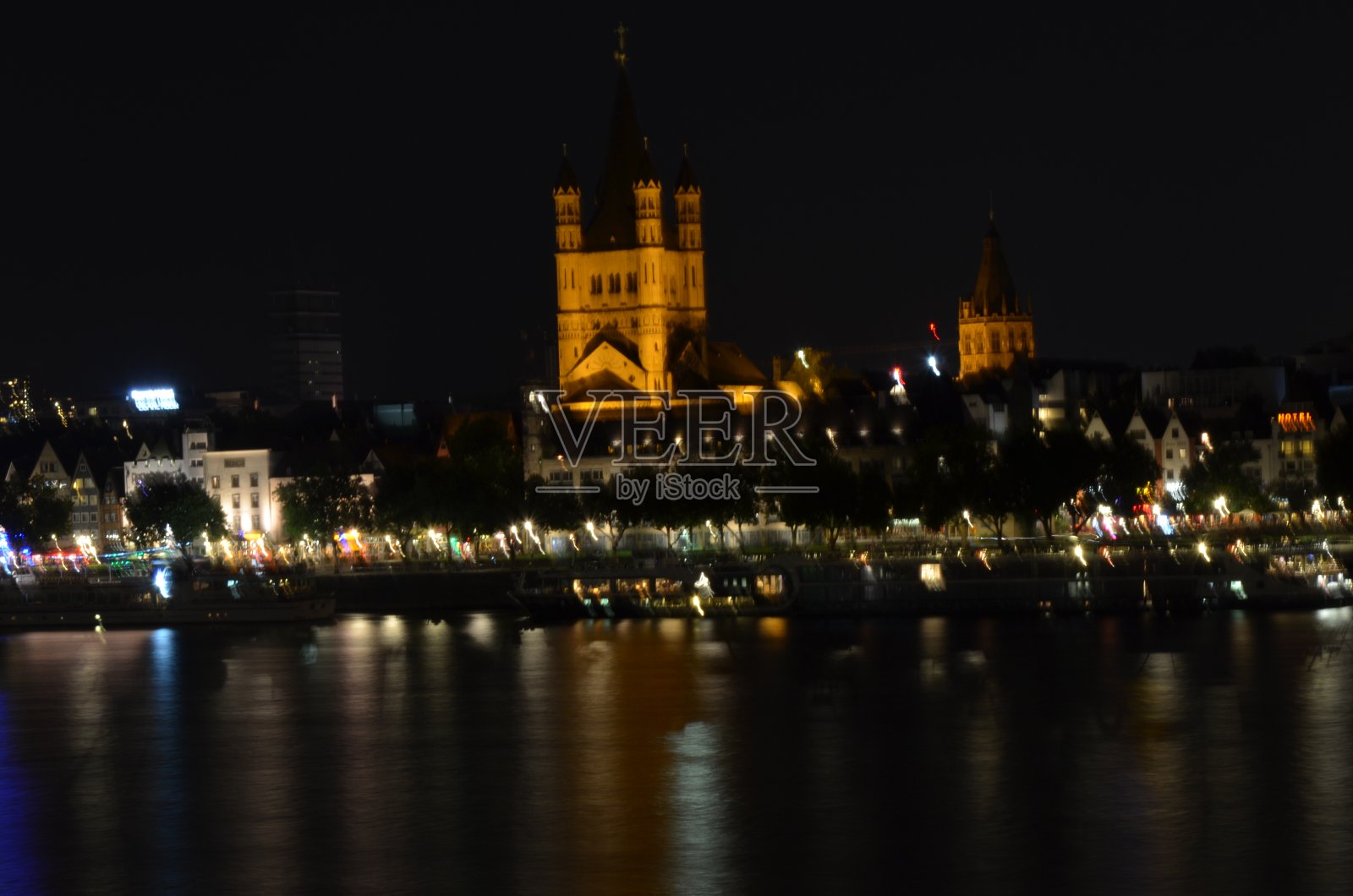 科隆,古老和现代的建筑照片摄影图片