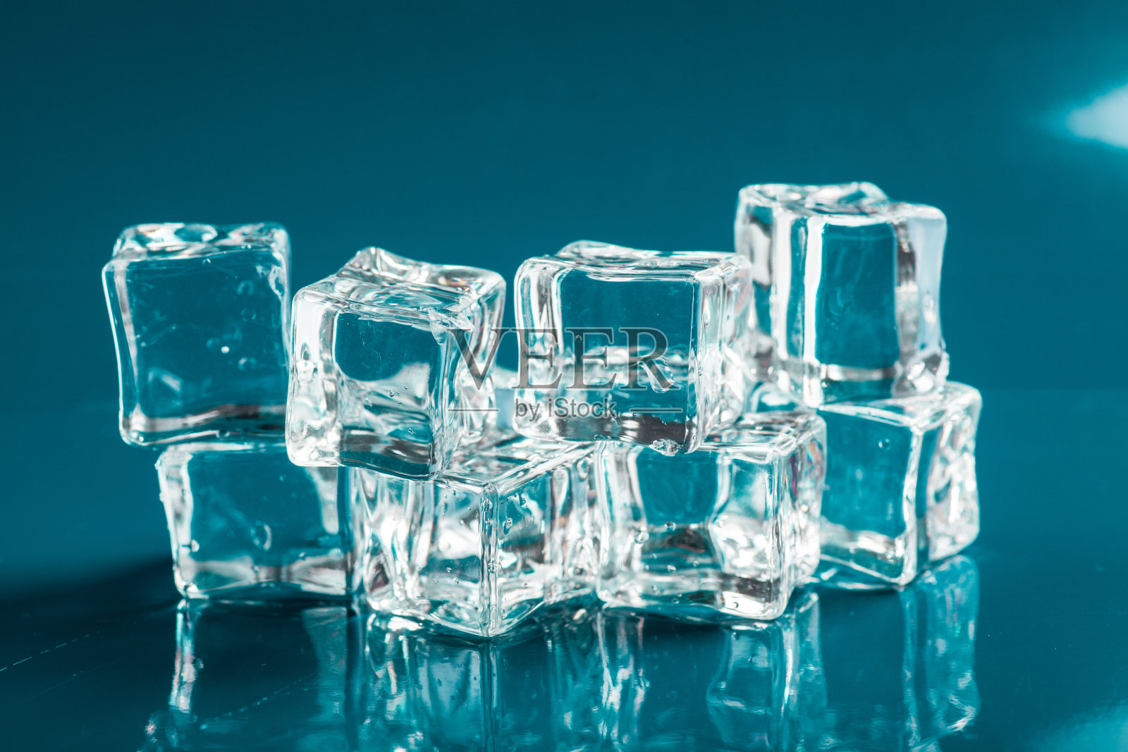 滴冰块照片摄影图片