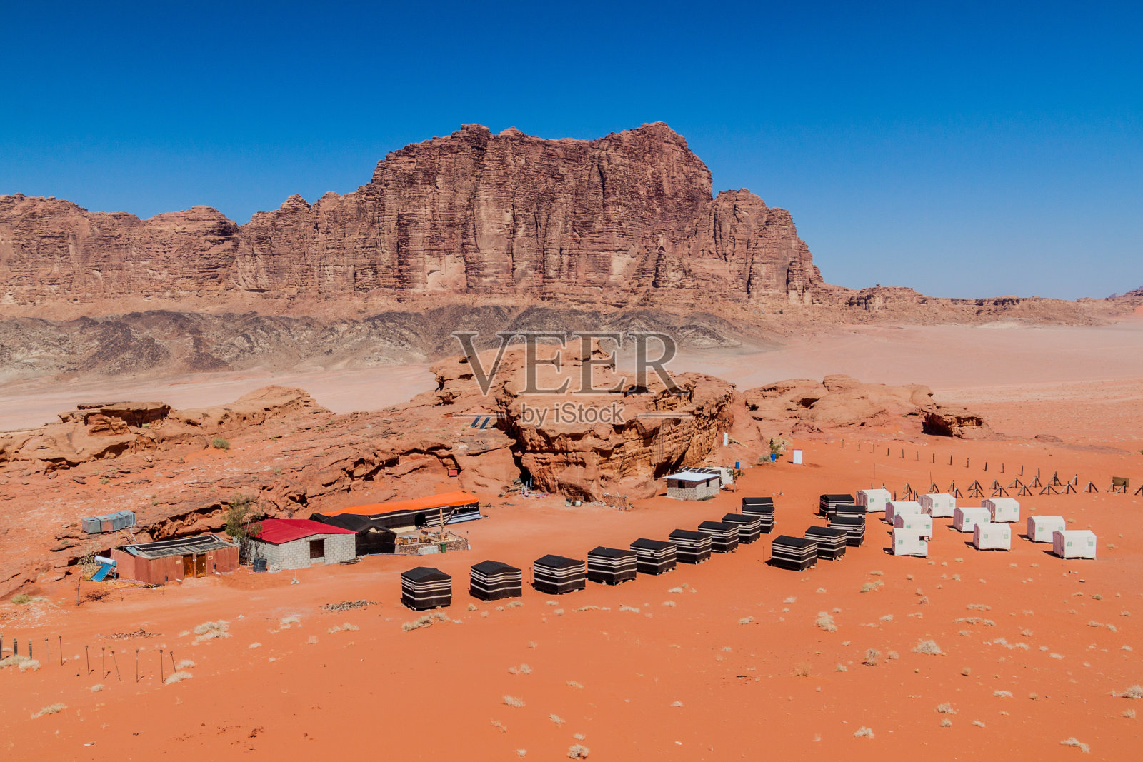 约德瓦迪拉姆沙漠贝都因人营地照片摄影图片