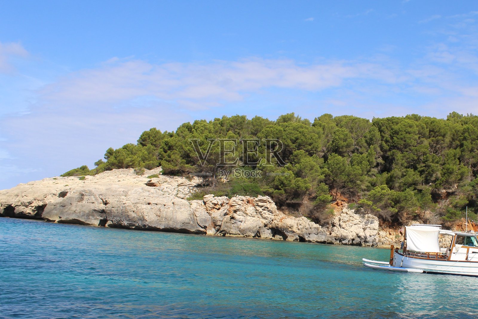 海上之舟照片摄影图片