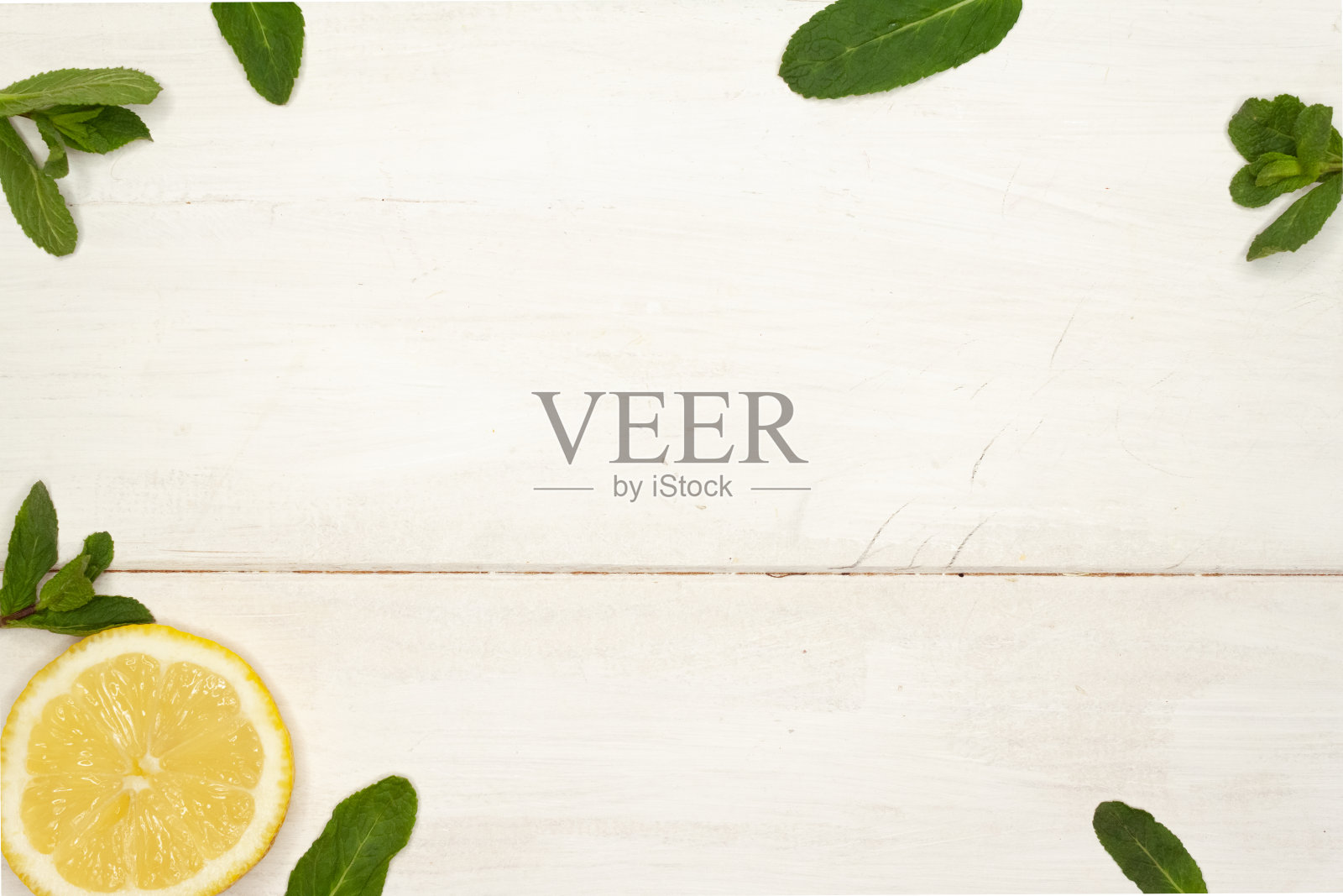 白色背景上的蔬菜和水果照片摄影图片