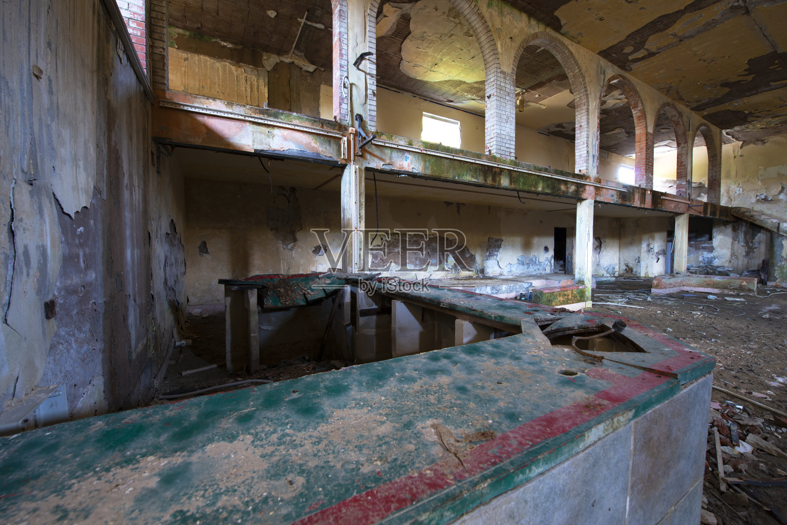 废弃的豪华迪斯科照片摄影图片