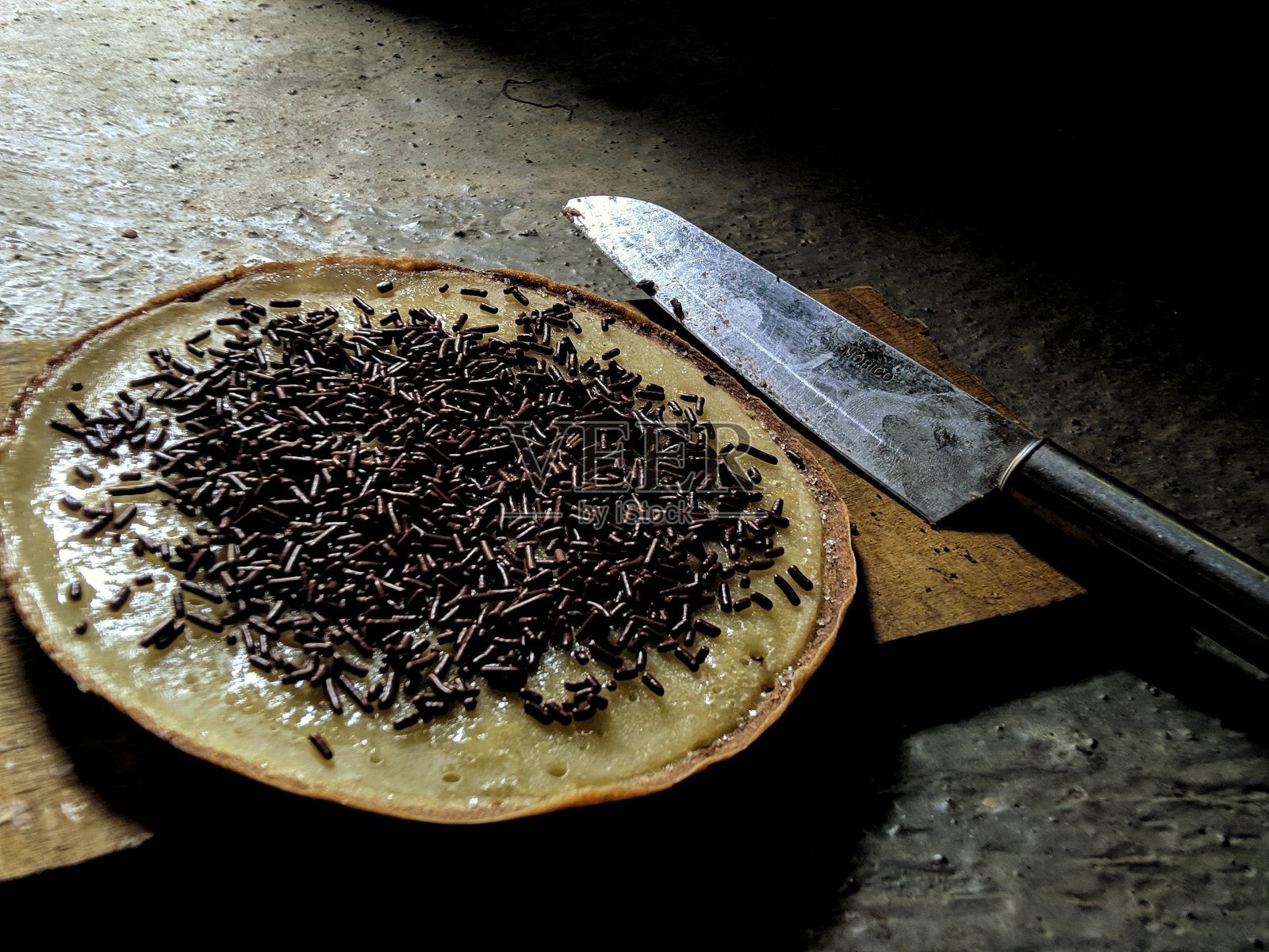 在家做martabak照片摄影图片