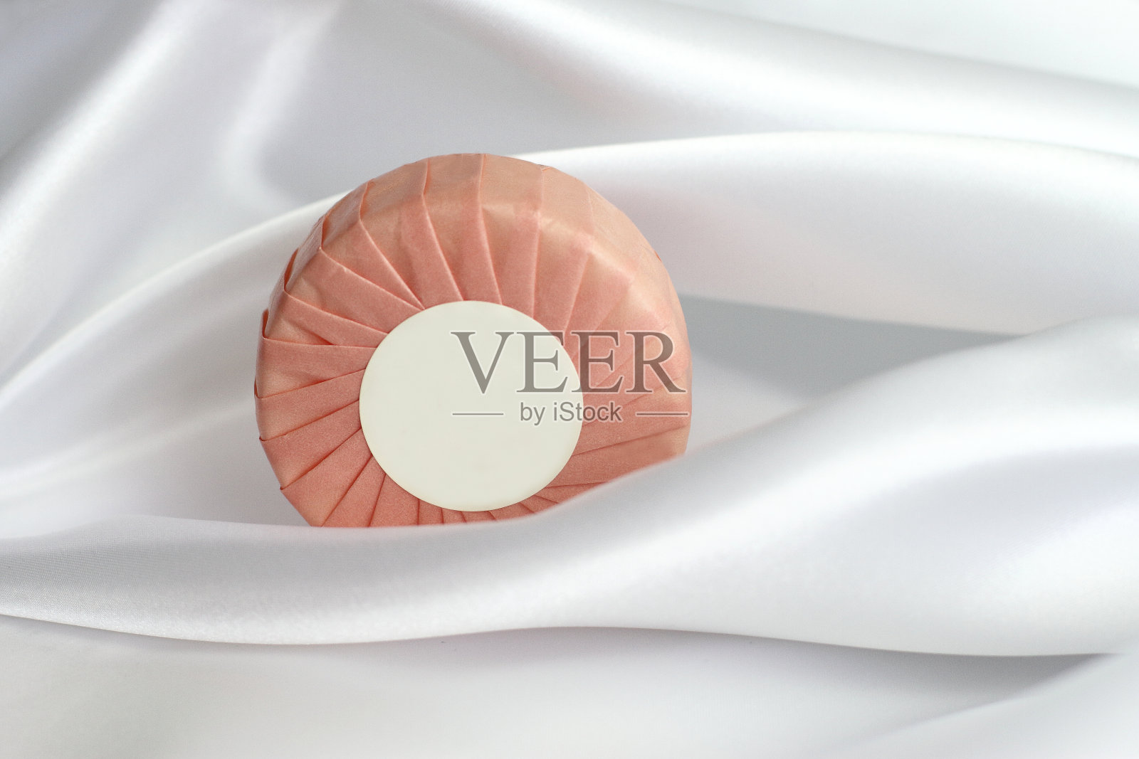 玫瑰粉香皂洗发棒照片摄影图片