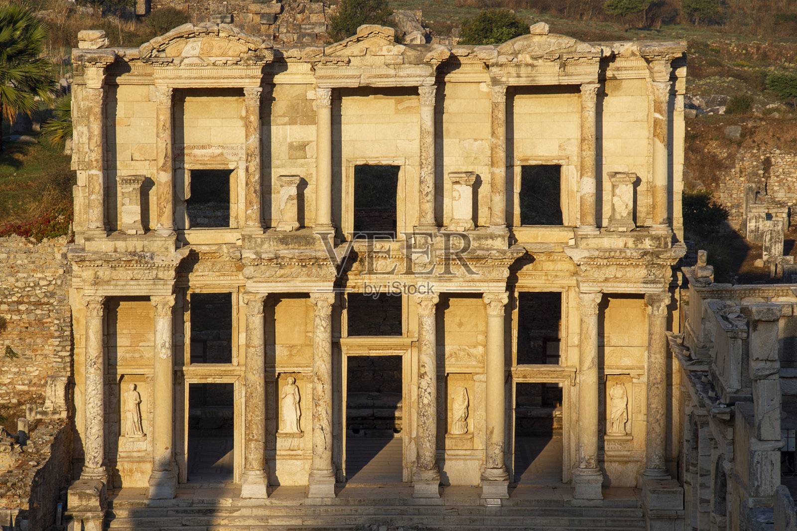 土耳其罗马城市以弗所的遗迹照片摄影图片