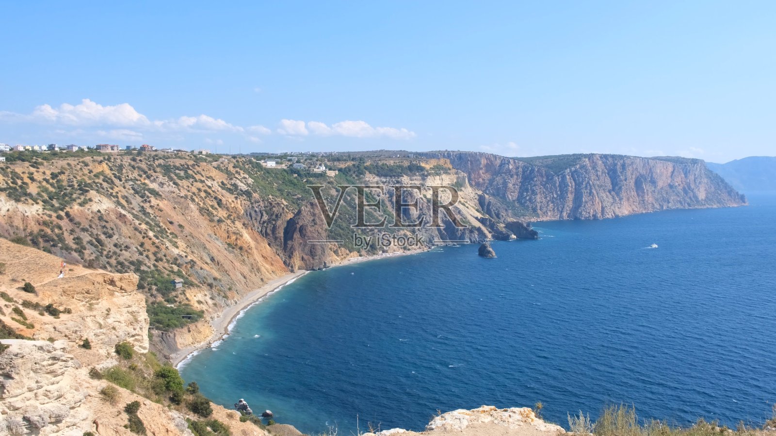 美丽的景色,碧绿的海岸在佛罗伦特角,克里米亚。宁静、宁静、与自然统一的理念照片摄影图片