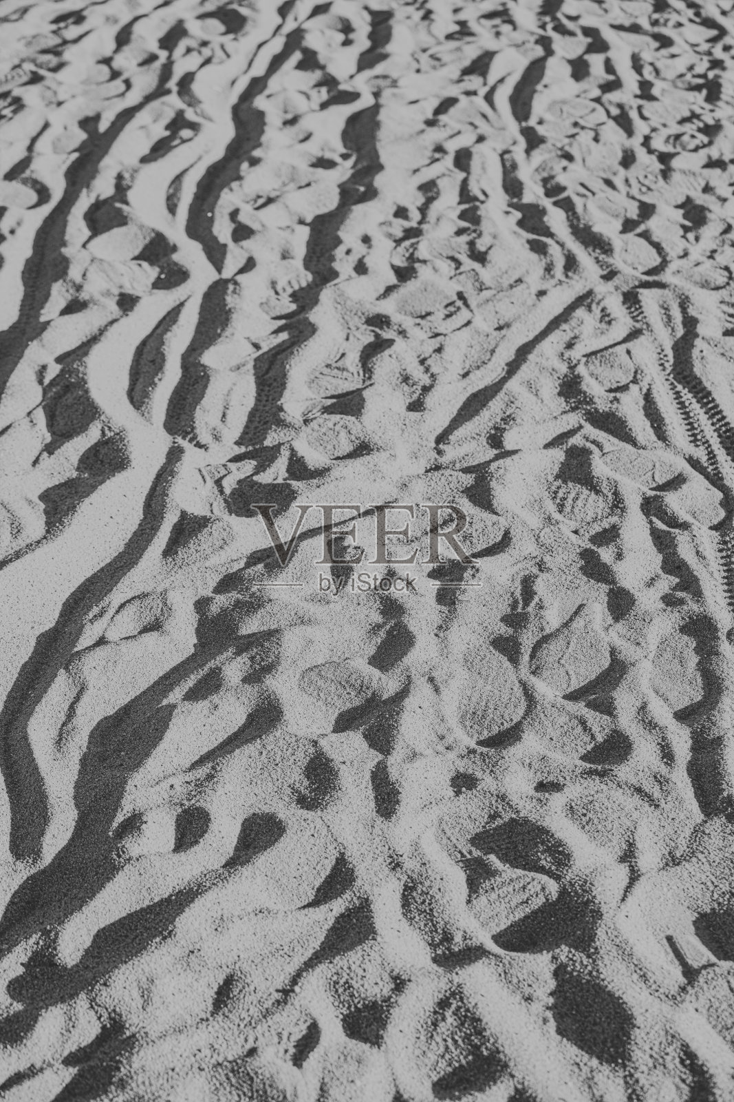 海滩游客台阶黑色和白色照片摄影图片