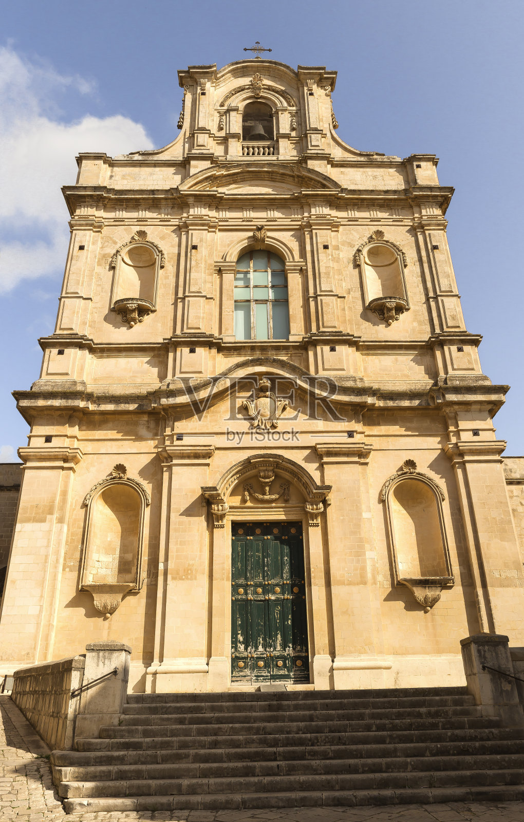 圣玛丽教堂建筑景观(Chiesa Santa Maria la Nova - Santuario Maria Ss. della Pieta)位于意大利西西里岛拉古萨省的西西里。照片摄影图片