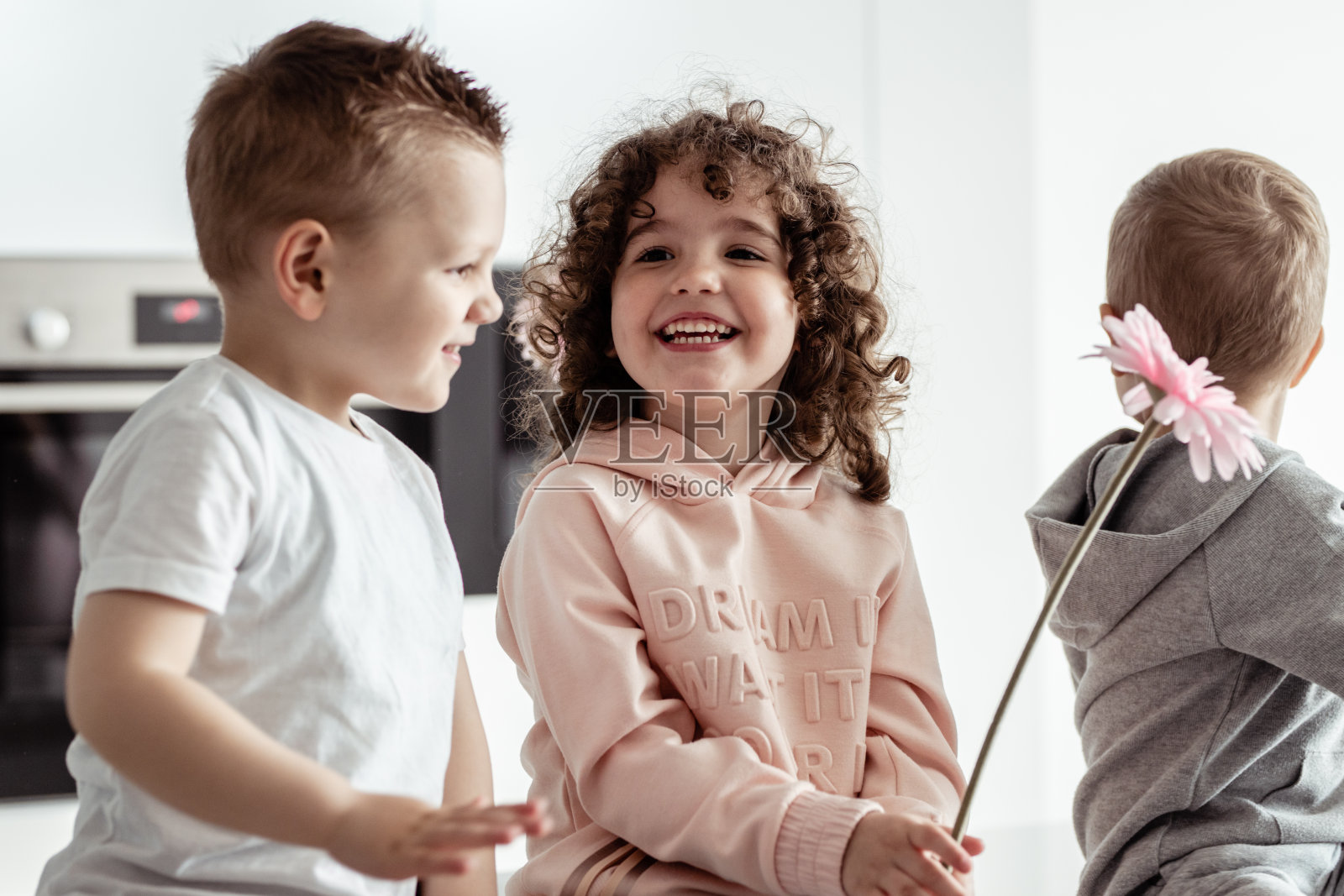 小绅士照片摄影图片