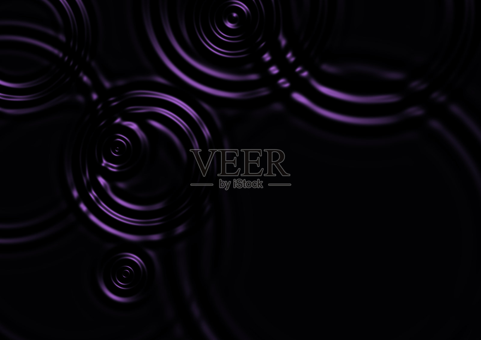 黑色水面上的抽象涟漪照片摄影图片