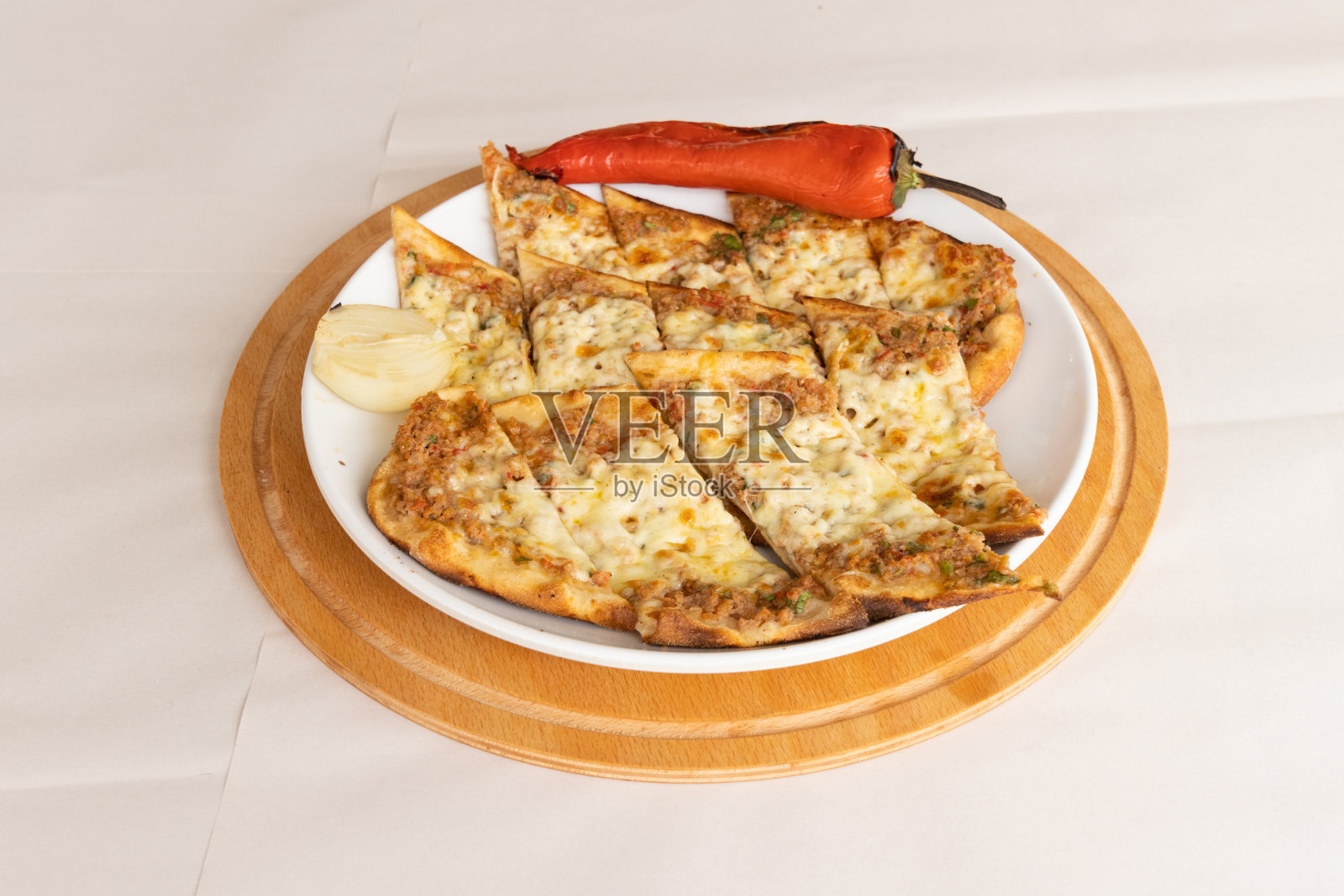 新鲜的土耳其皮塔饼照片摄影图片