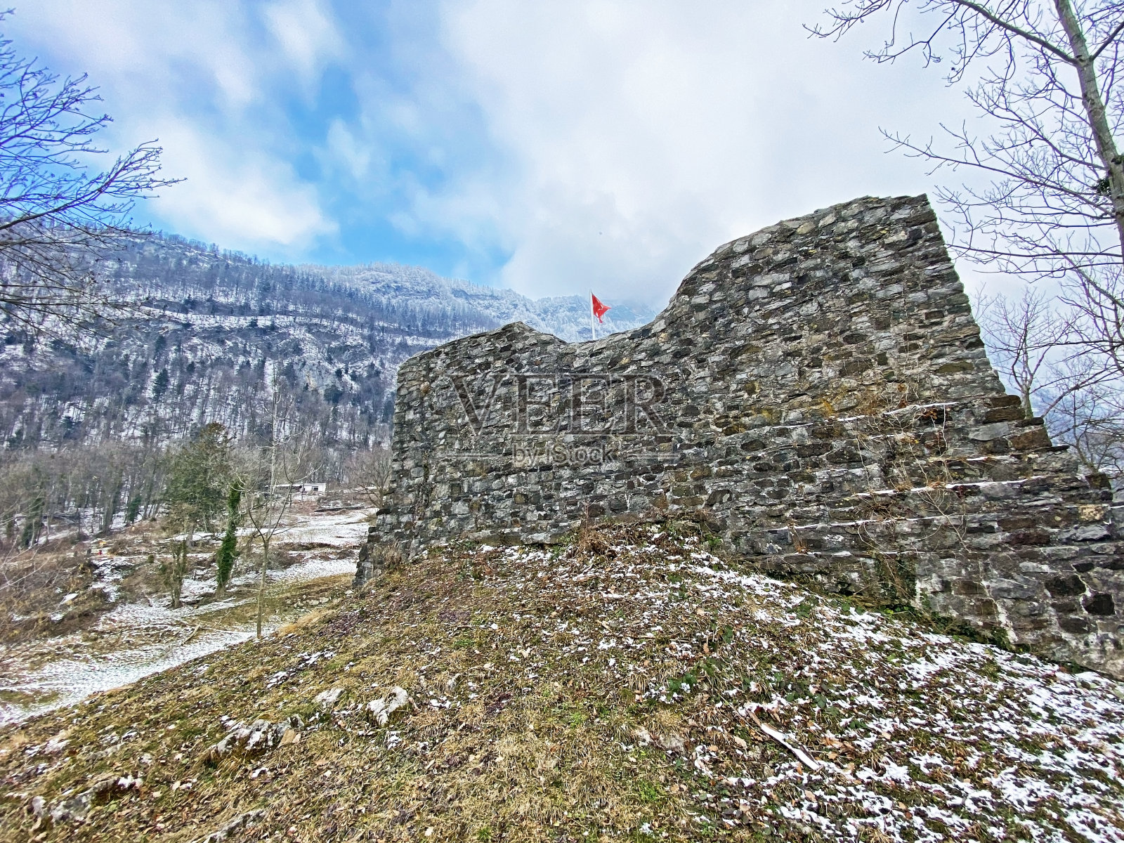 城堡废墟Stralegg或Burgruine Strahlegg在Betlis靠近Amden, Weesen - St. Gallen州,瑞士照片摄影图片