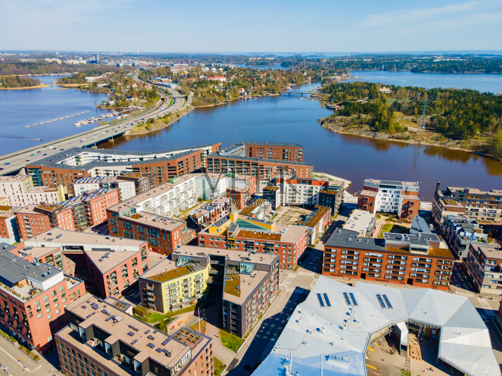 芬兰,五颜六色的赫尔辛基鸟瞰图照片摄影图片