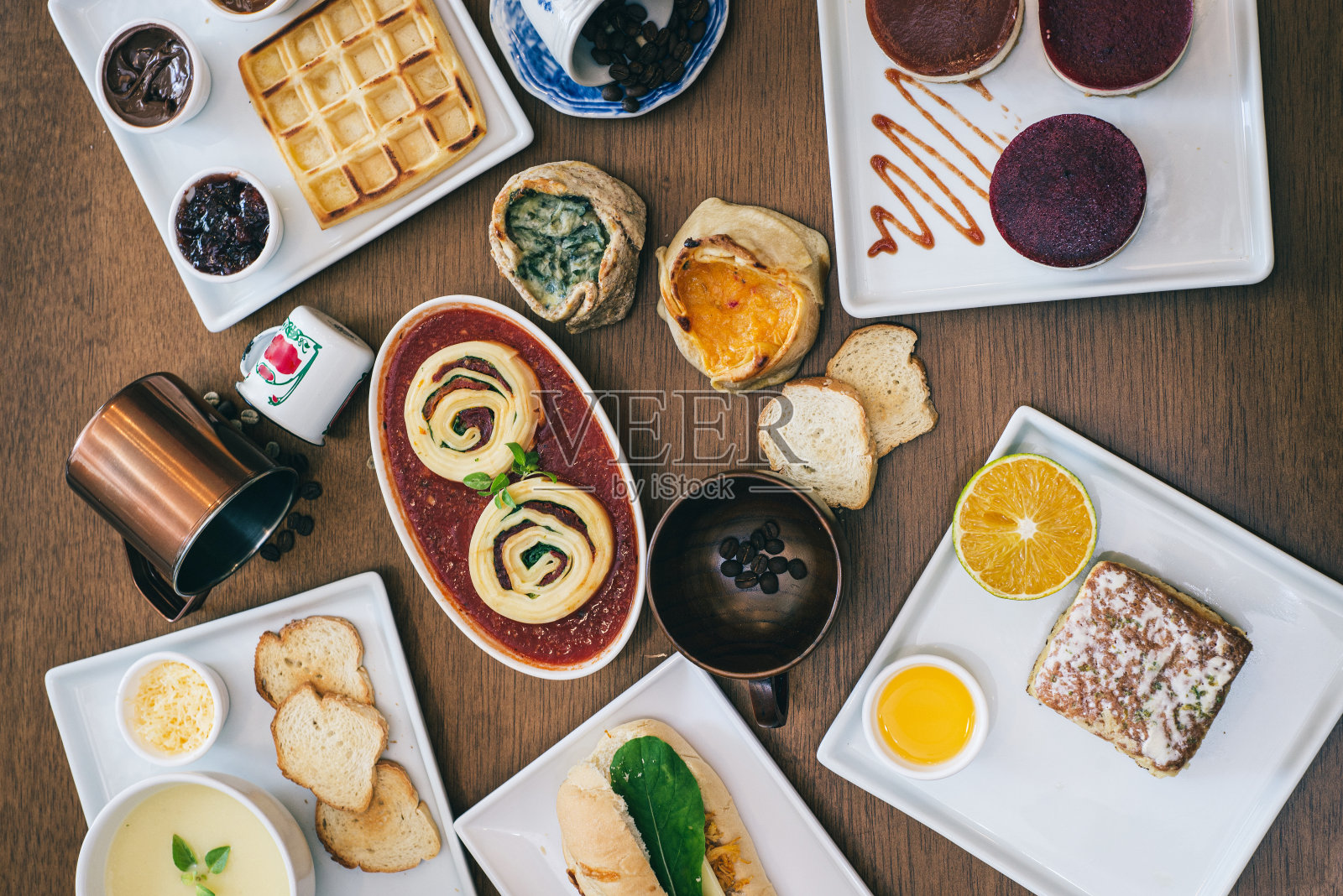 宴会。早餐。早餐桌上。俯视图照片摄影图片