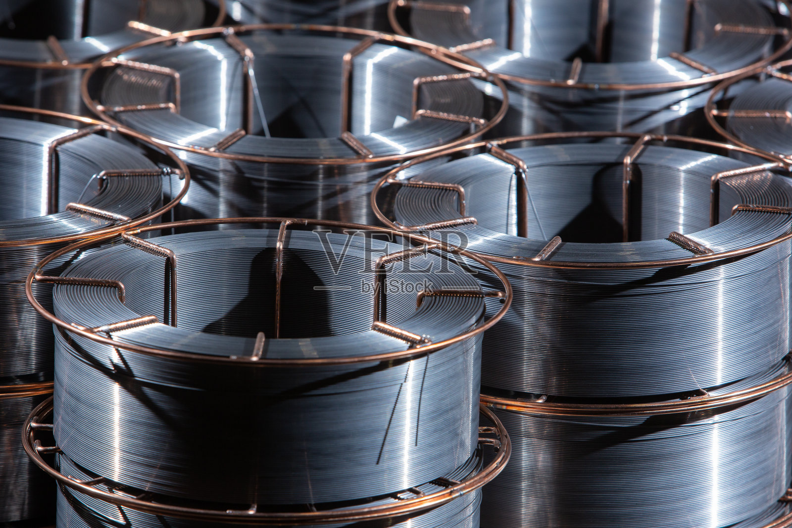 许多卷钢丝照片摄影图片