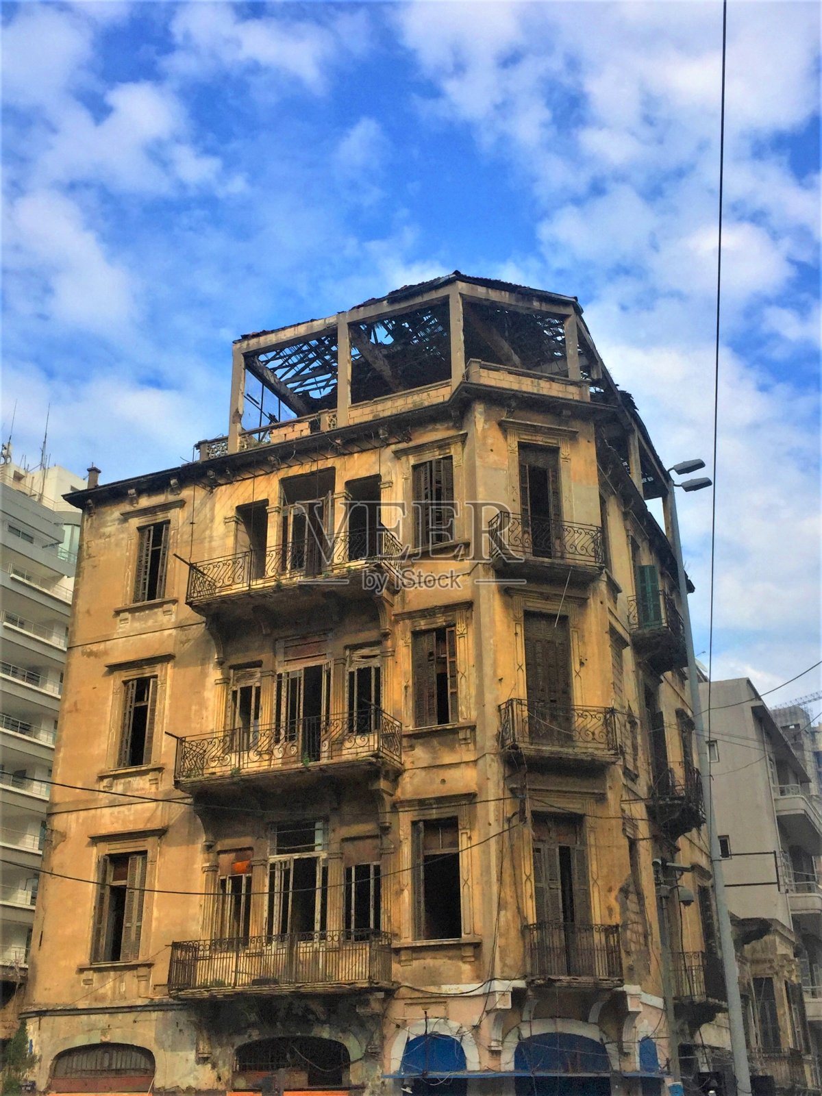 贝鲁特的废弃房屋照片摄影图片