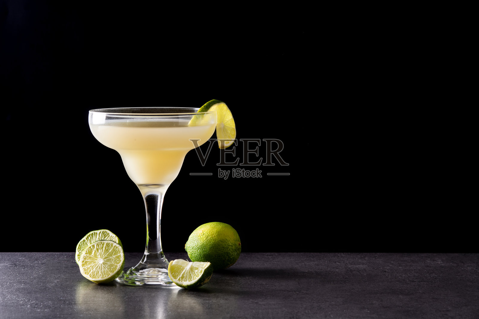 经典的代基里鸡尾酒照片摄影图片