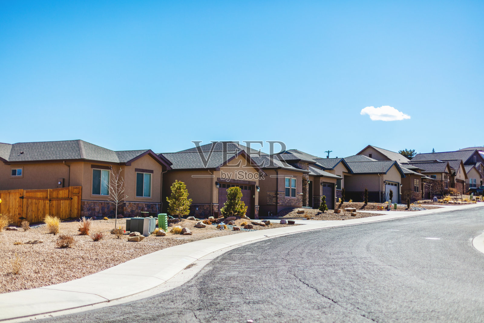 在干旱的科罗拉多西部的住宅和分部在冬季的照片系列照片摄影图片