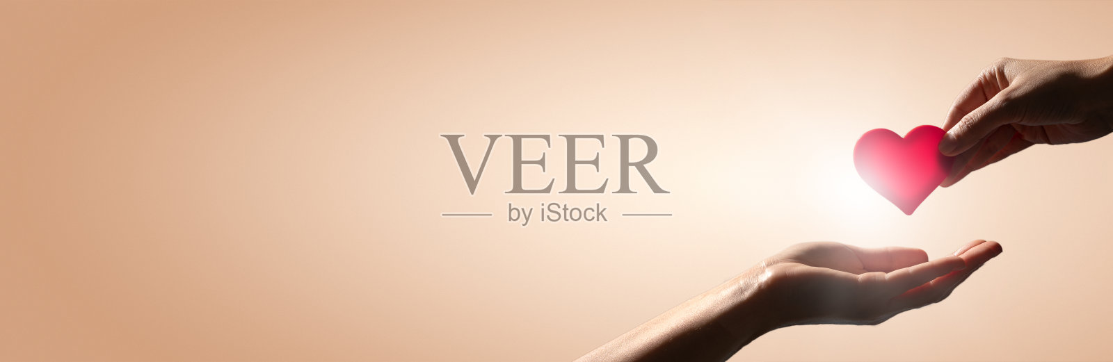 爱、健康、献血、赠与、慈善理念。照片摄影图片