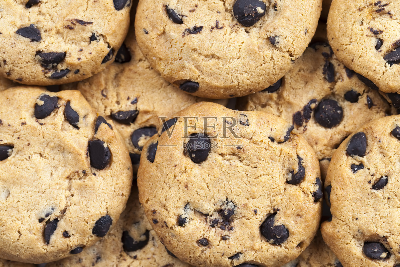 里面有美味的小麦粉饼干和巧克力糖照片摄影图片
