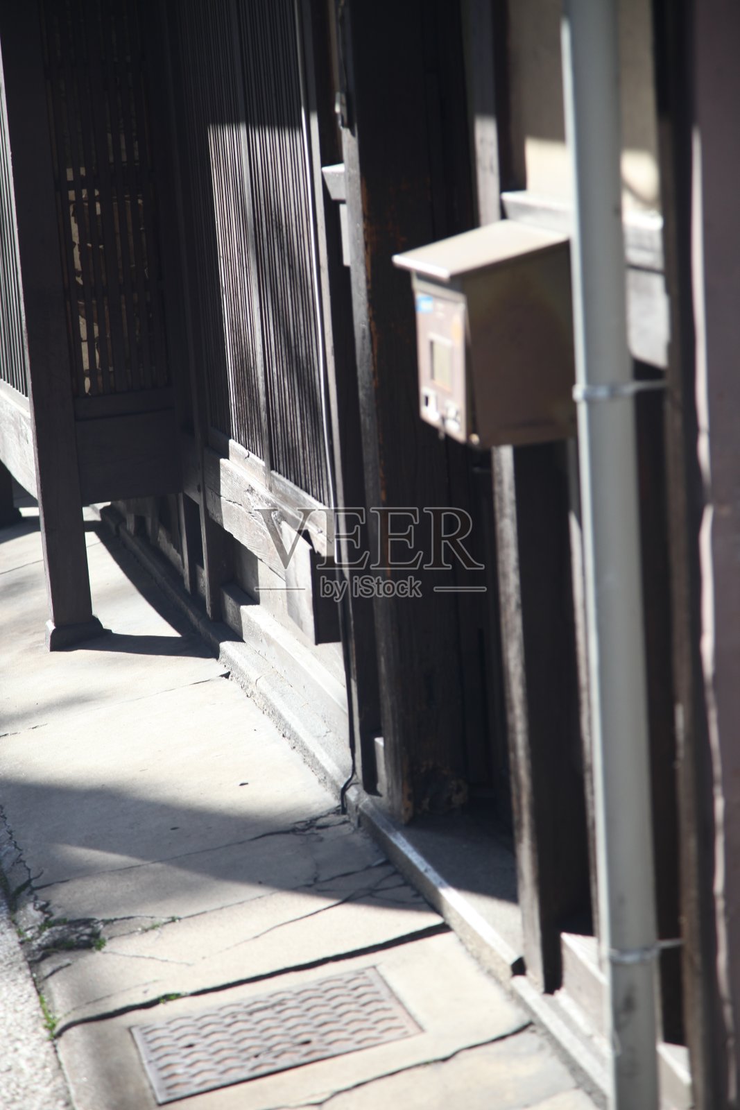 日本京都,2013年3月11日:京都的街道照片摄影图片