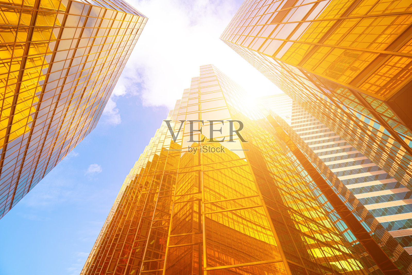 用透视法拍摄现代摩天大楼照片摄影图片