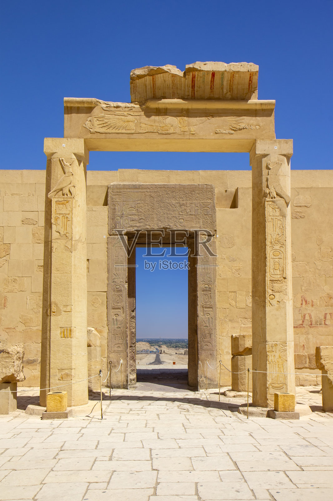 埃及哈特谢普苏特女王陵庙的门照片摄影图片