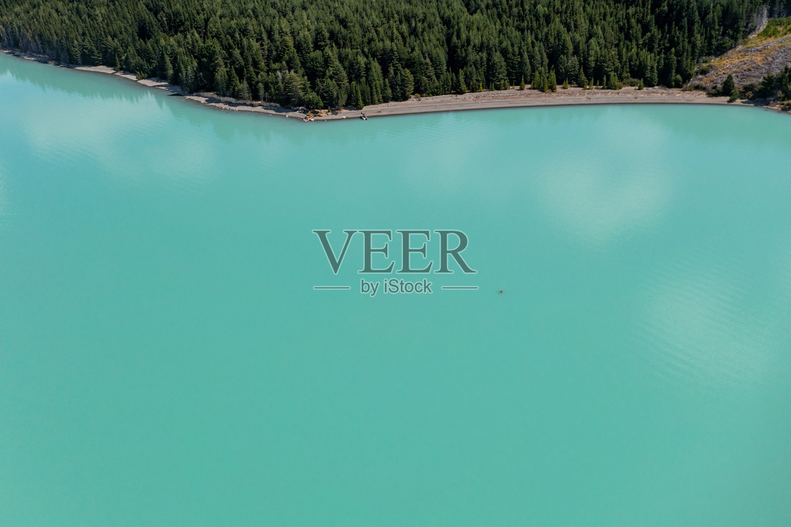 普卡基湖和南阿尔卑斯山,库克山路,本奥豪,新西兰80号州公路照片摄影图片