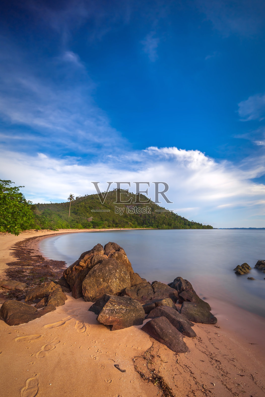 印度尼西亚巴淡岛的美好一天照片摄影图片