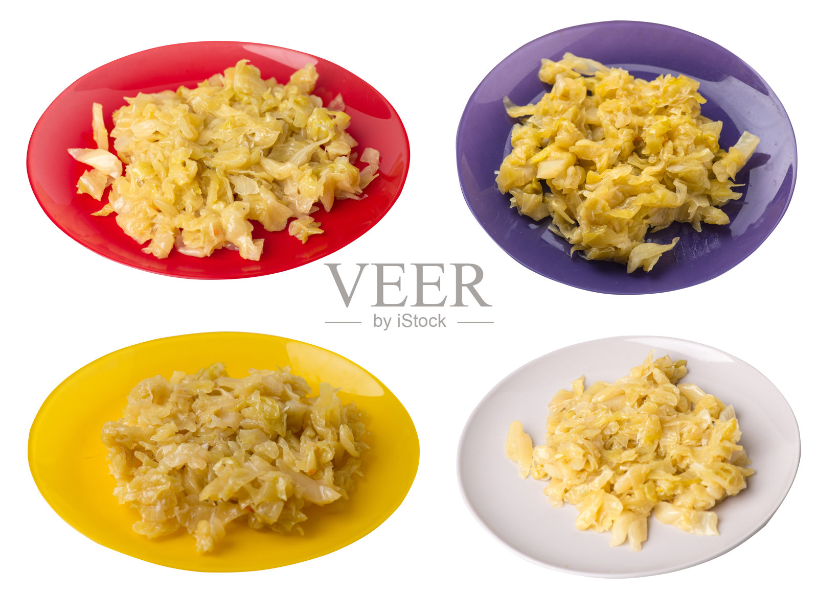 红烧白菜在盘子中孤立的白色背景。卷心菜俯视图照片摄影图片