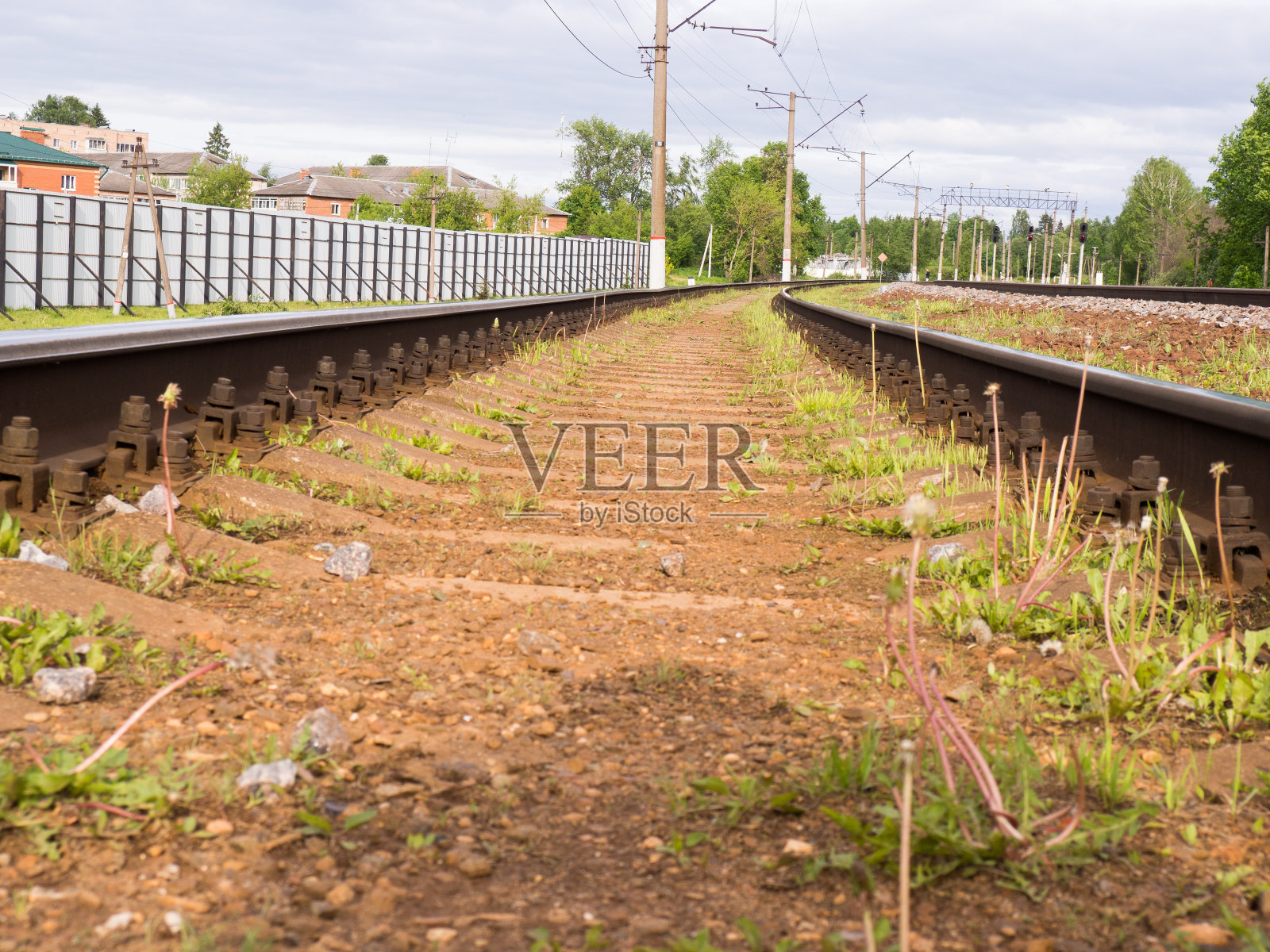 延伸到远处的铁路或支线照片摄影图片