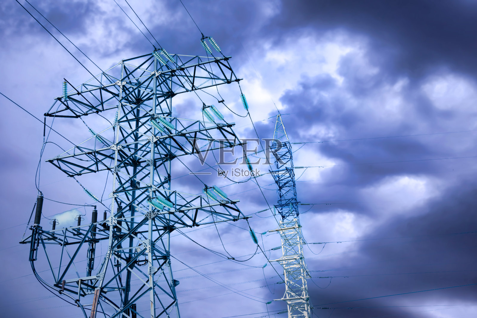 对高压电缆钢电塔施工的看法照片摄影图片