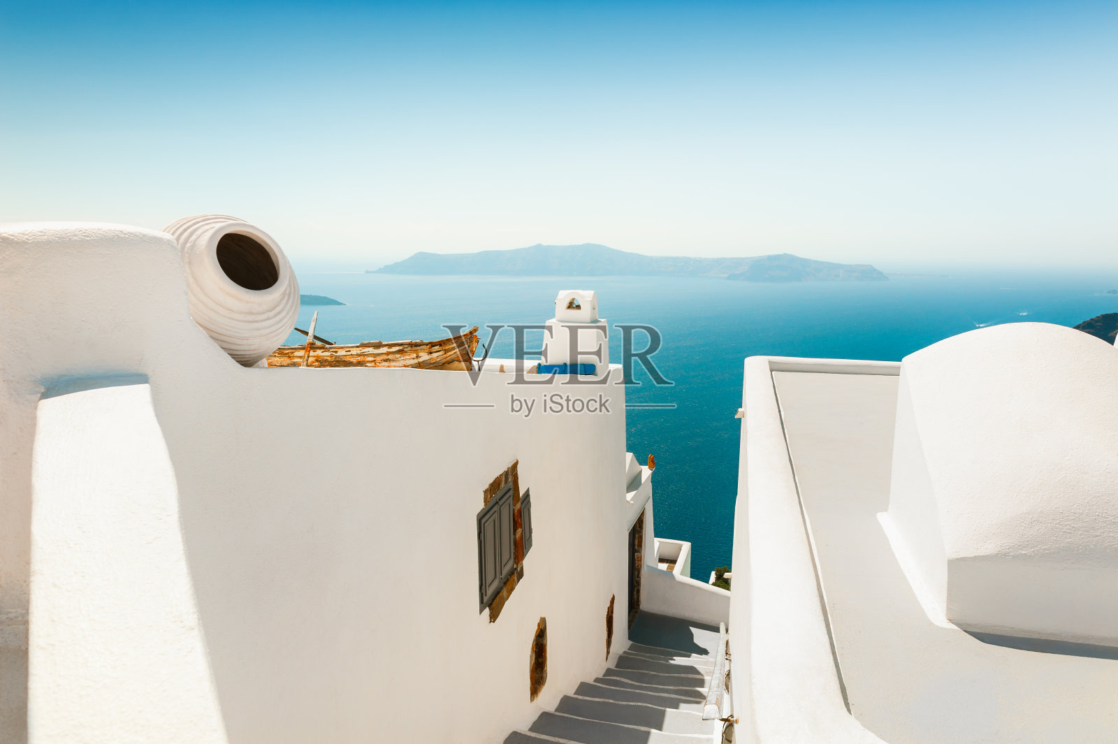 希腊圣托里尼岛的白色建筑。照片摄影图片